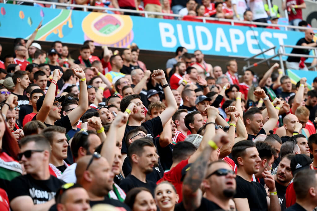 يورو تريند: رونالدو يصنع التاريخ.. وجمهور المجر يعيد الحياة للملاعب 4 يورو تريند: رونالدو يصنع التاريخ.. وجمهور المجر يعيد الحياة للملاعب